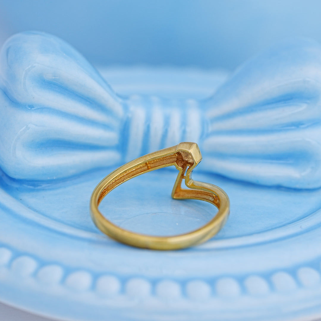 9K Gold Twisted Ring for Daily Wear, Office Wear