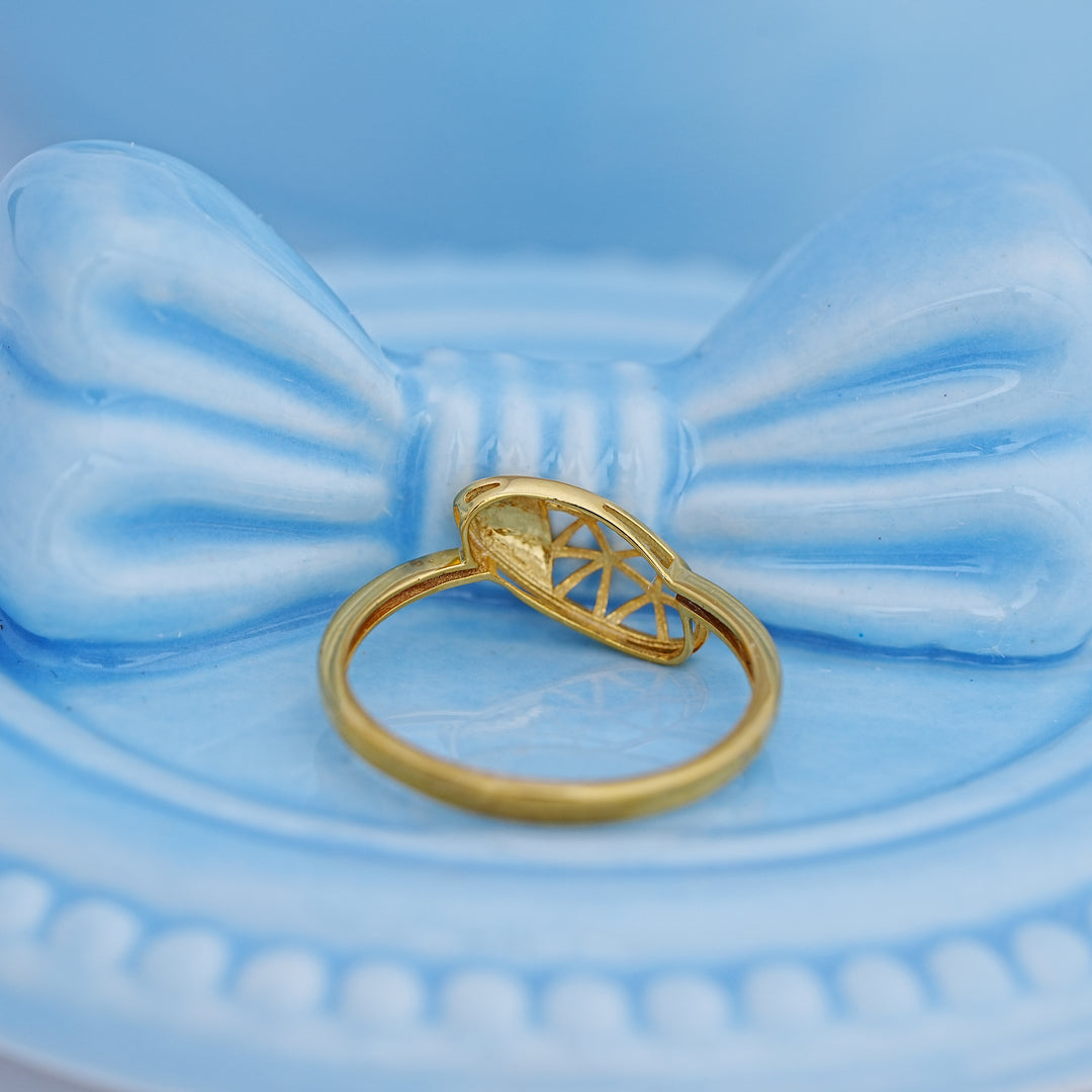 9K Gold Ring for Office Wear