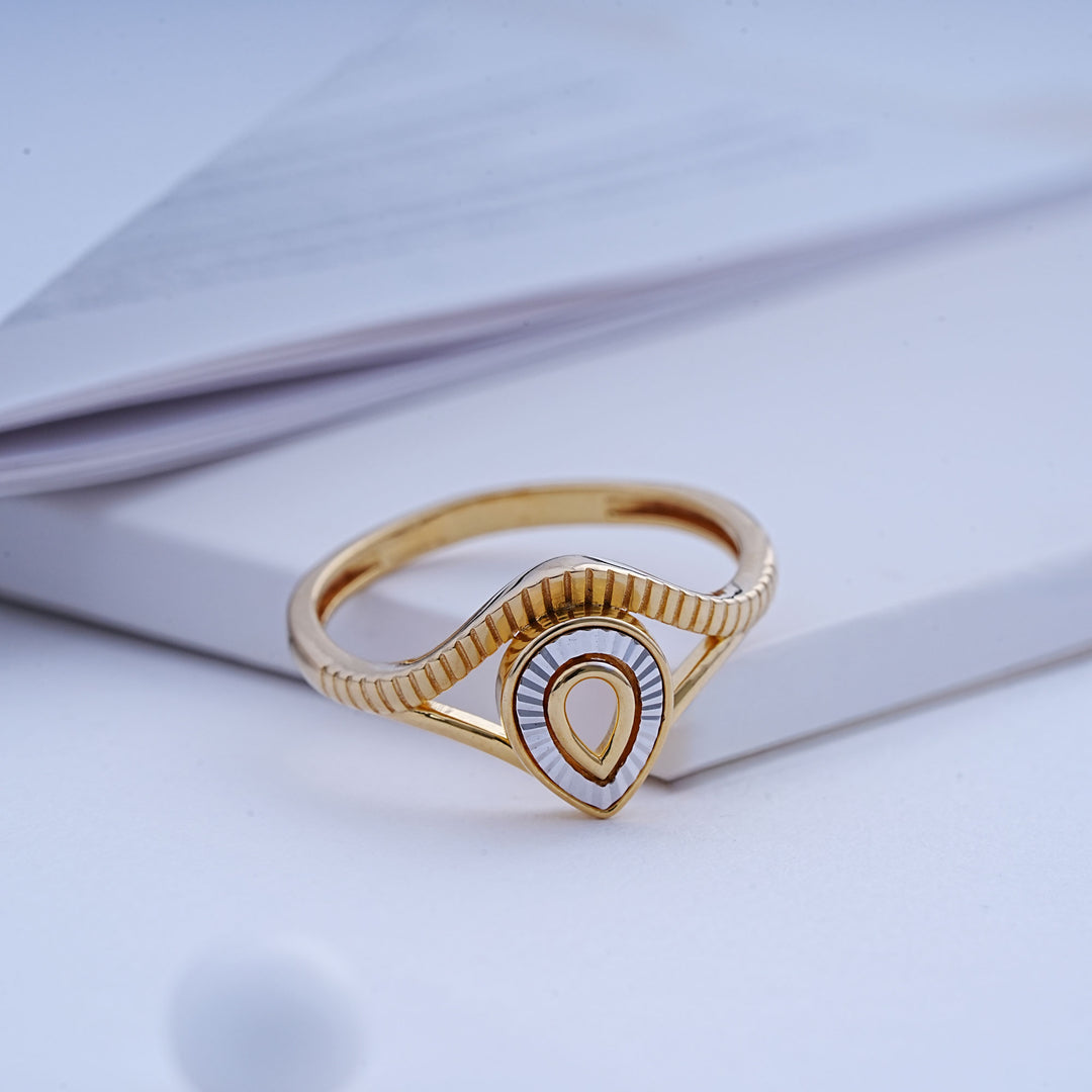9K Gold Ring