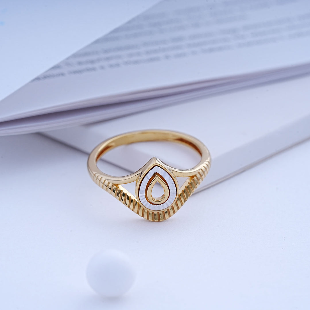 9K Gold Ring