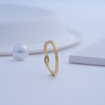 Load image into Gallery viewer, 9K Gold Ring
