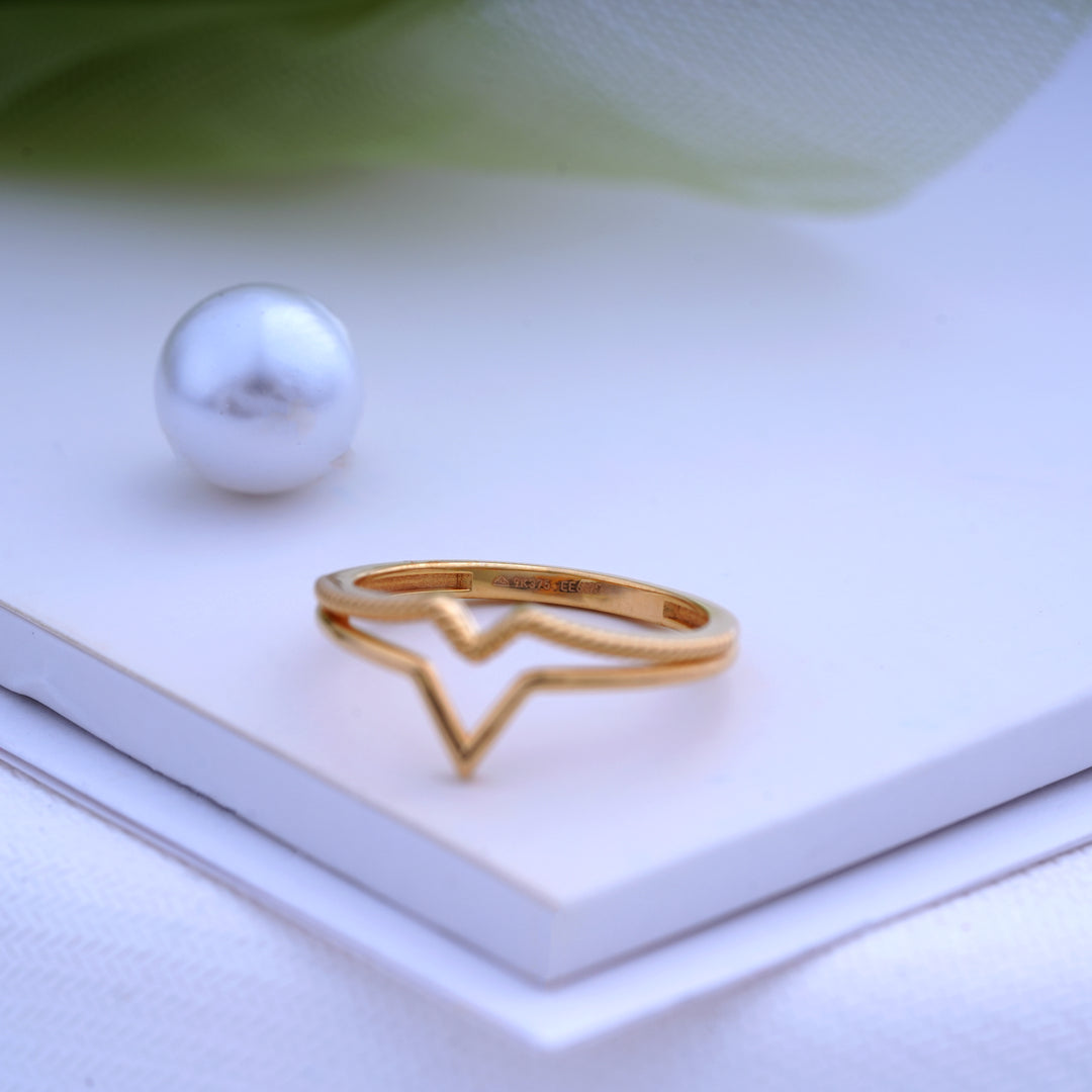 9K Gold Ring