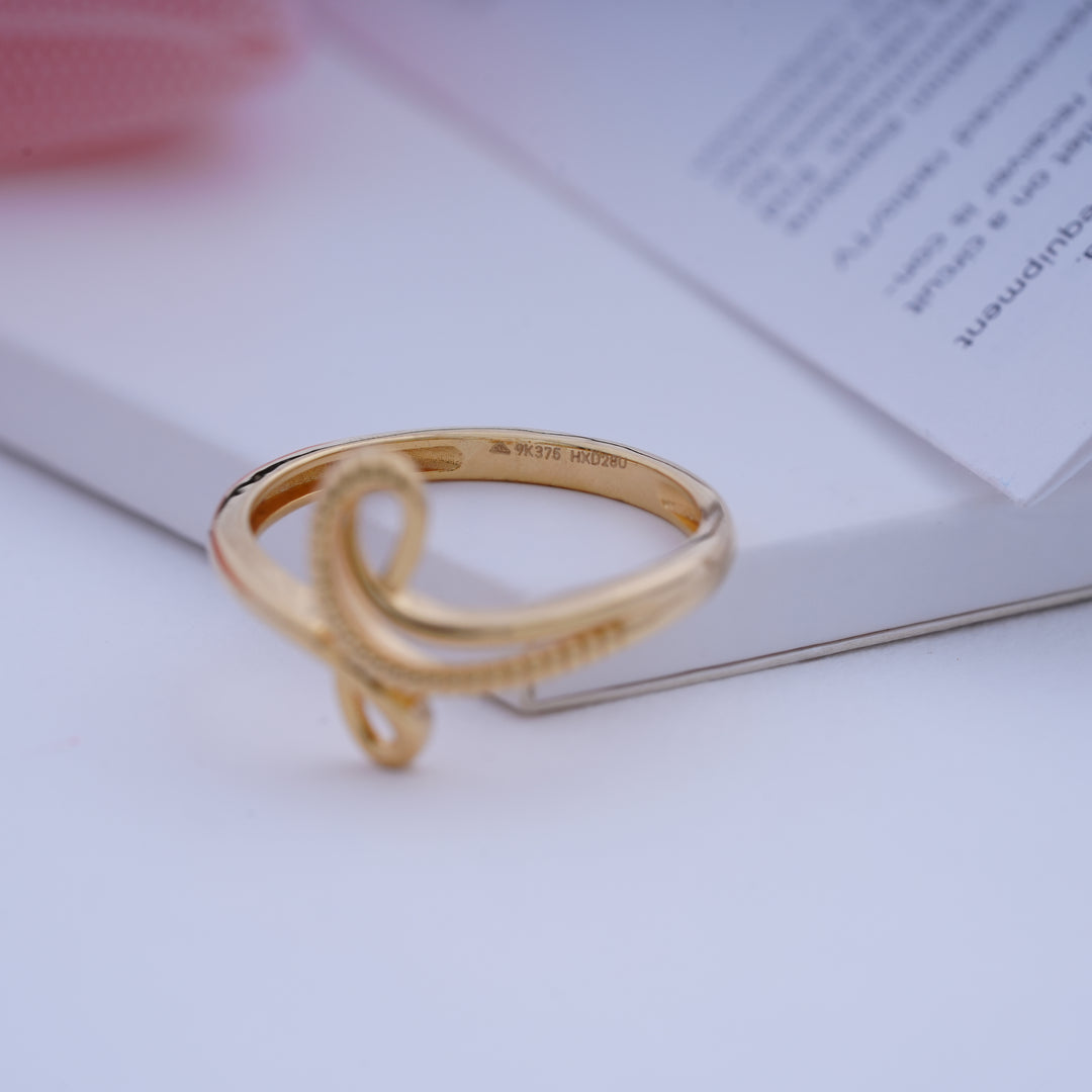 9K Gold Ring