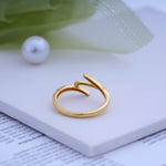 Load image into Gallery viewer, 9K Gold Ring
