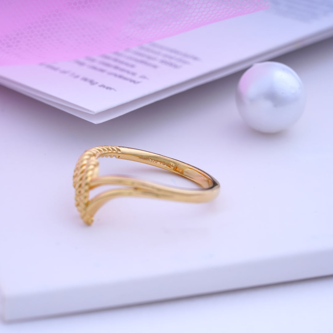 9K Gold Ring
