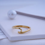 Load image into Gallery viewer, 9K Gold Ring
