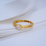 Load image into Gallery viewer, 9K Gold Ring Caia
