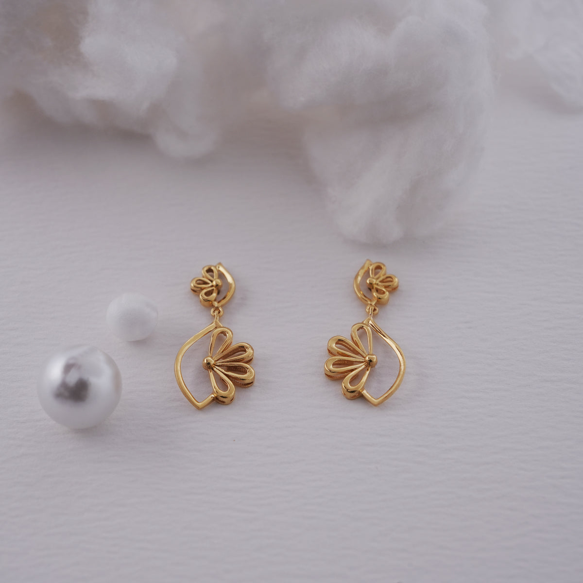 9k gold drop earrings