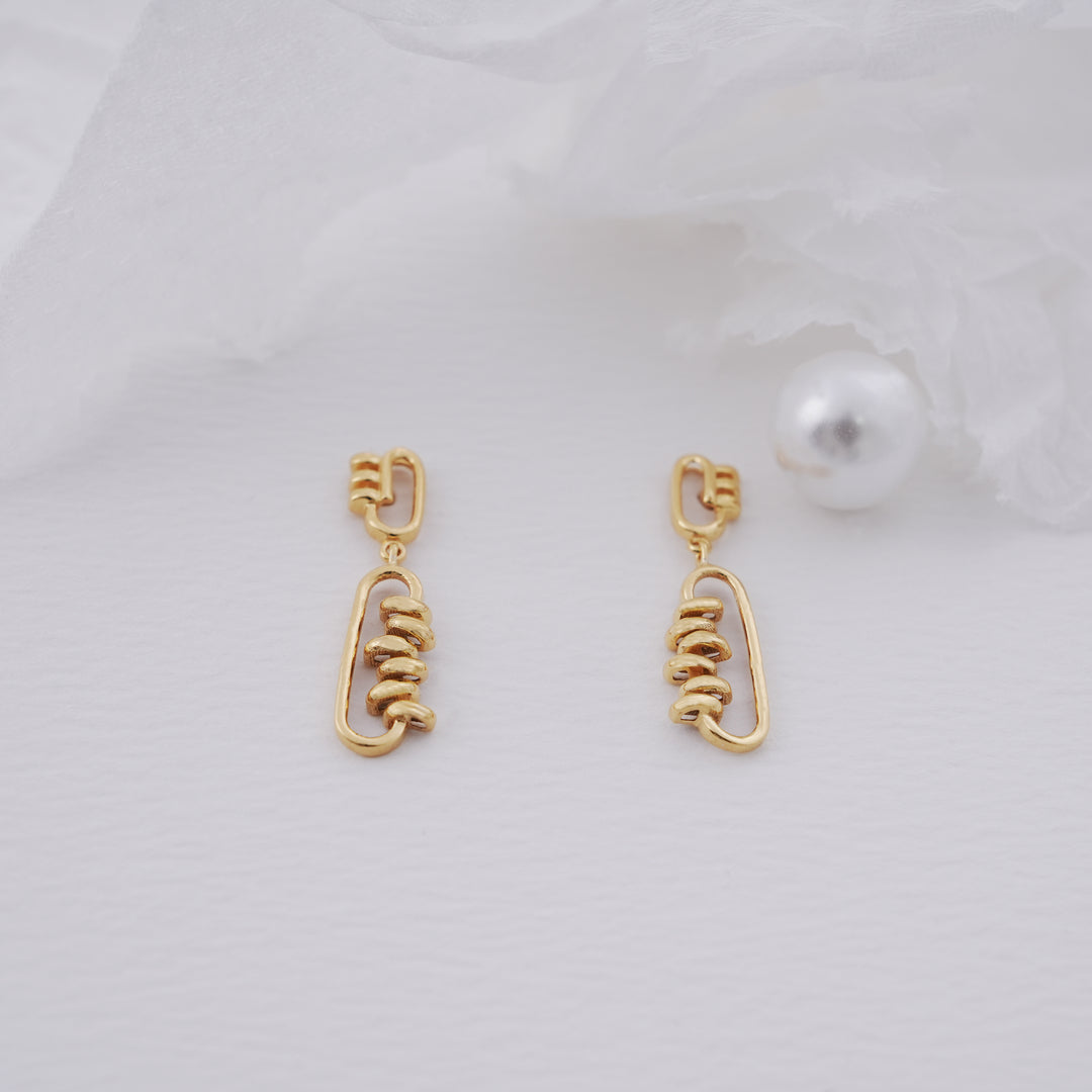 9K Gold Drop Earrings