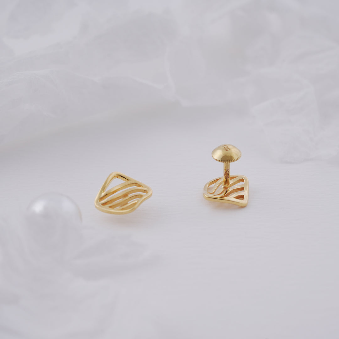 9K Gold Stud Earrings