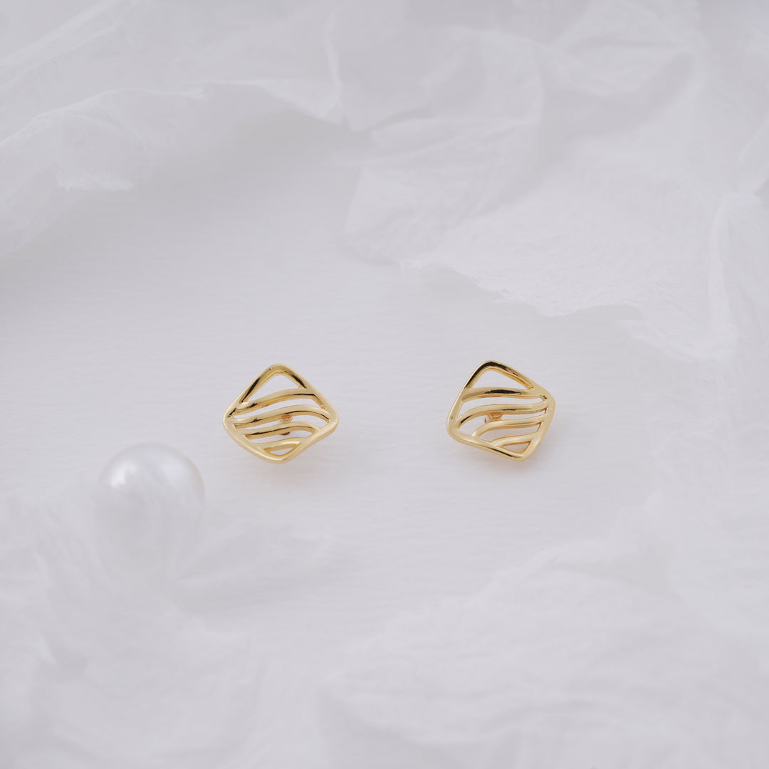 9K Gold Stud Earrings