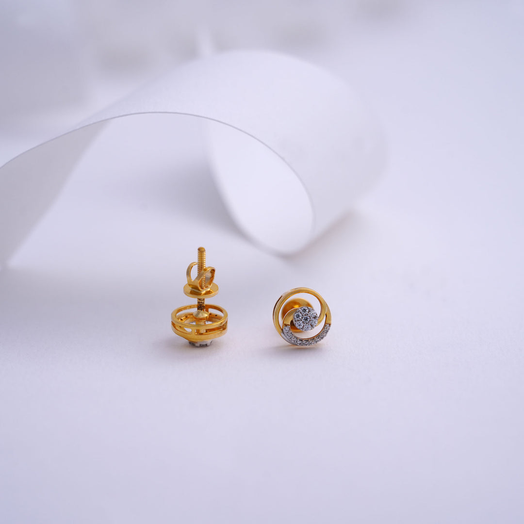 9K Gold Stud Caia