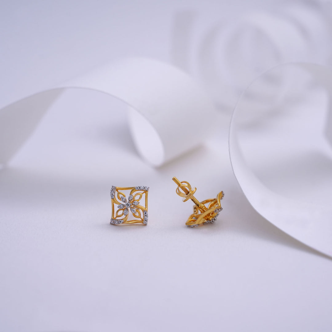 9K Gold Stud Caia