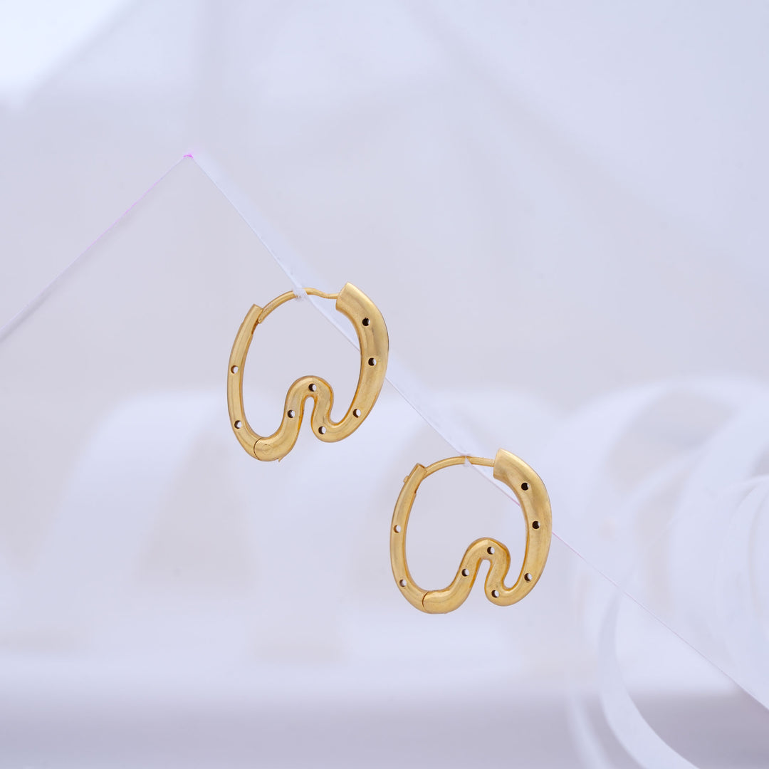 9K Gold Stud Caia
