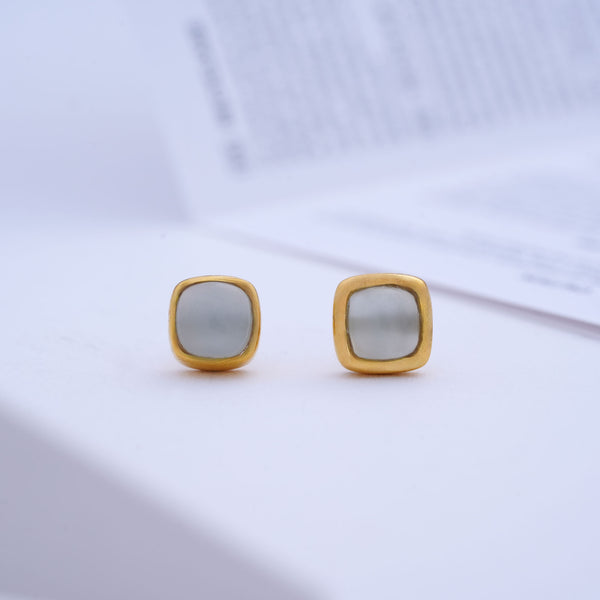 9K Gold Stud Caia