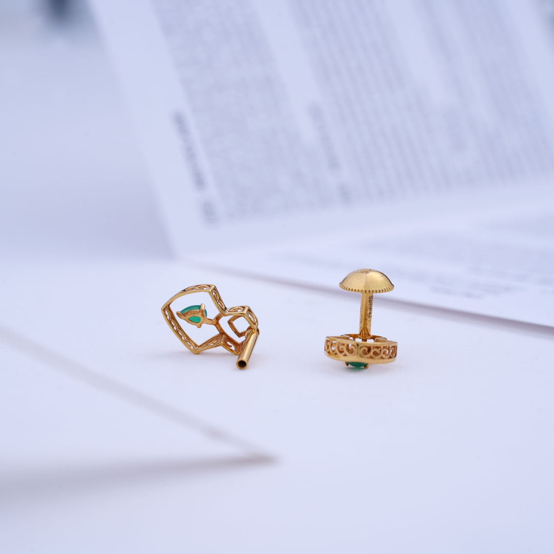 9K Gold Stud Caia