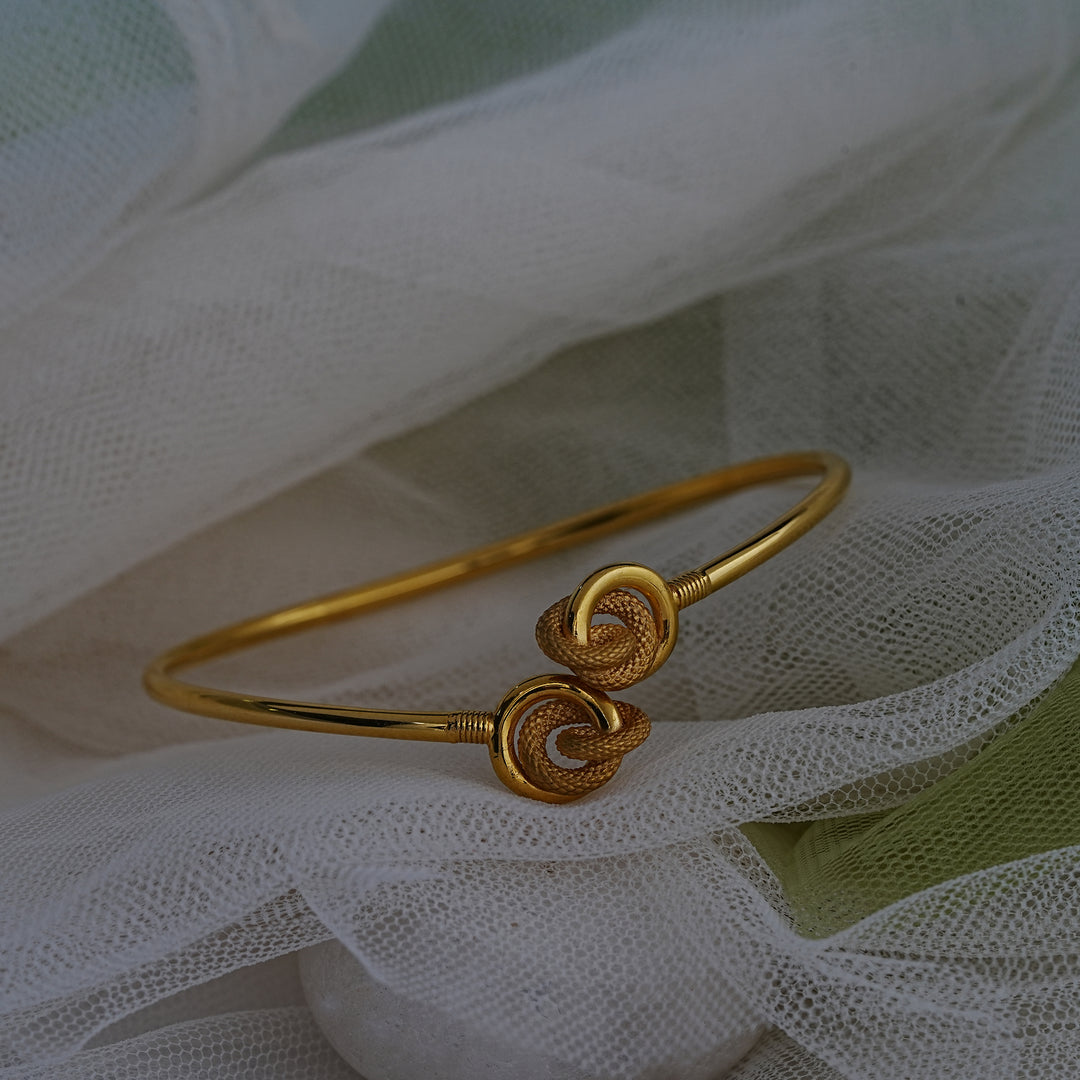 9K Gold Oval Bangle for Office Wear
