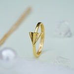 Load image into Gallery viewer, 9K Gold Ring for Office Wear
