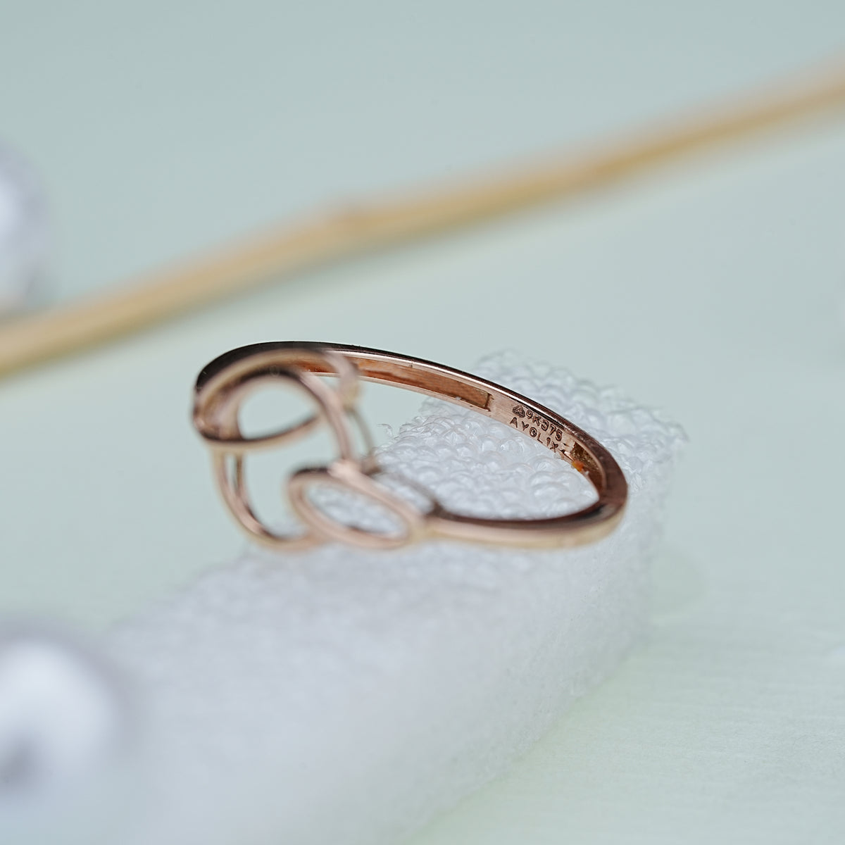9k rose gold ring
