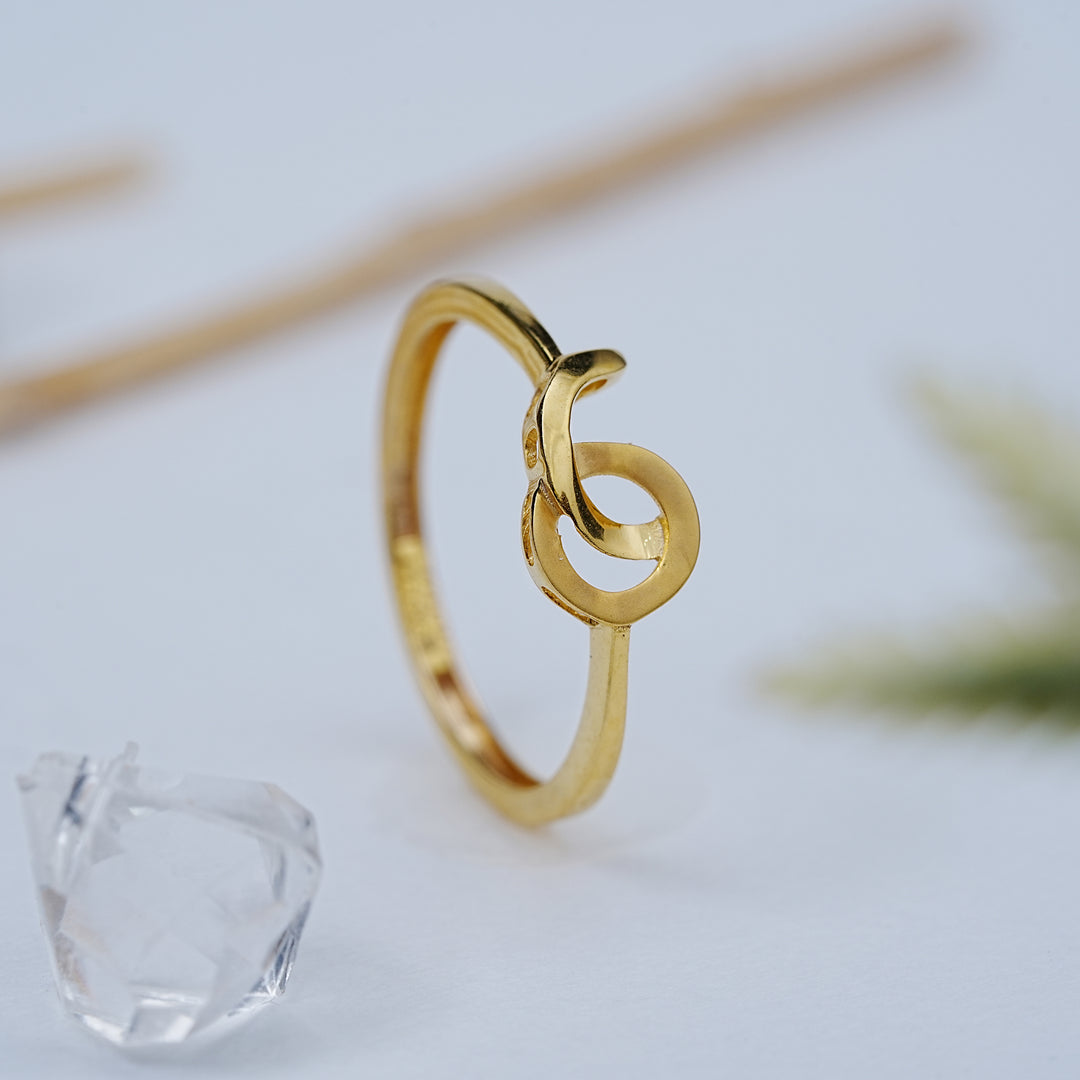 9K Gold Ring for Office Wear