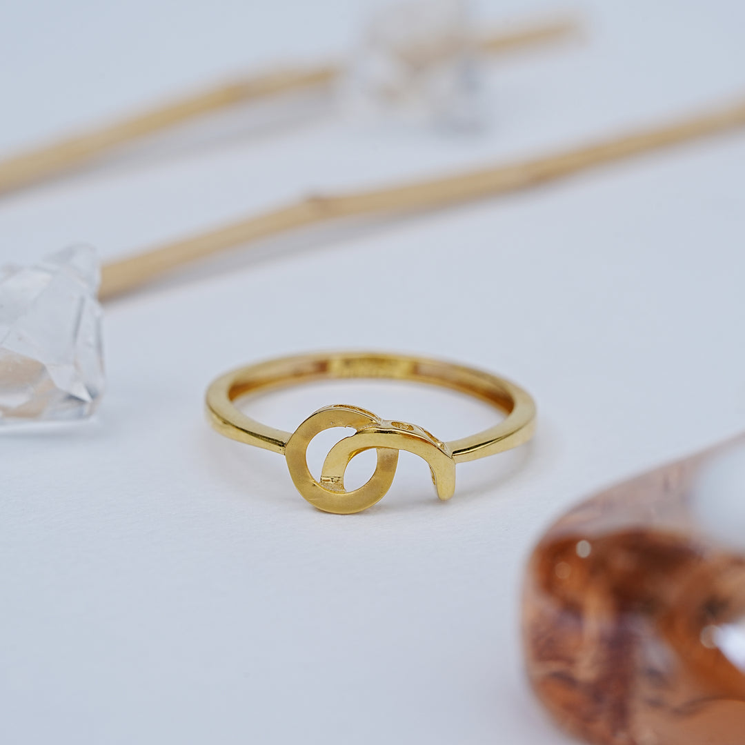 9K Gold Ring for Office Wear