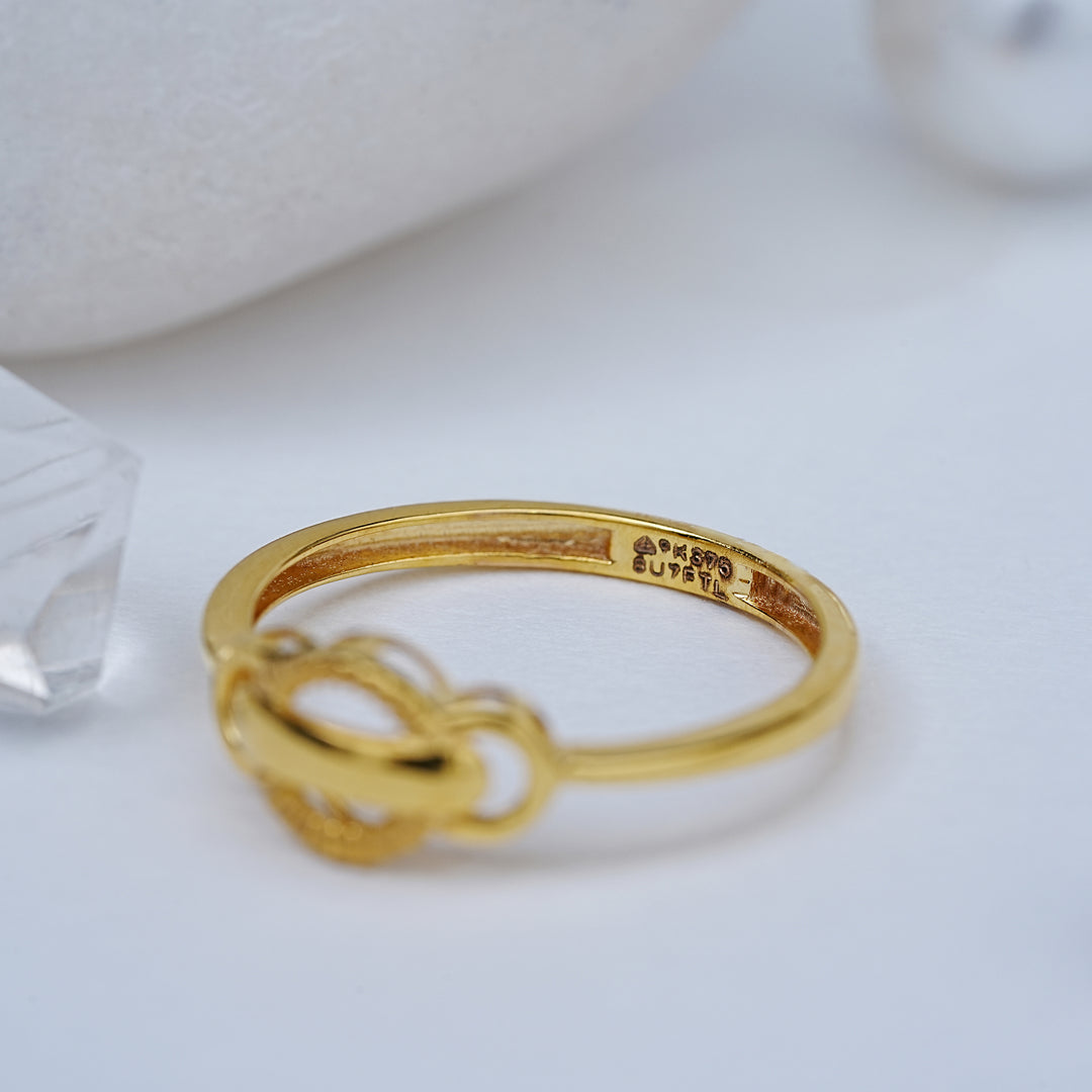 9K Gold Ring for Office Wear