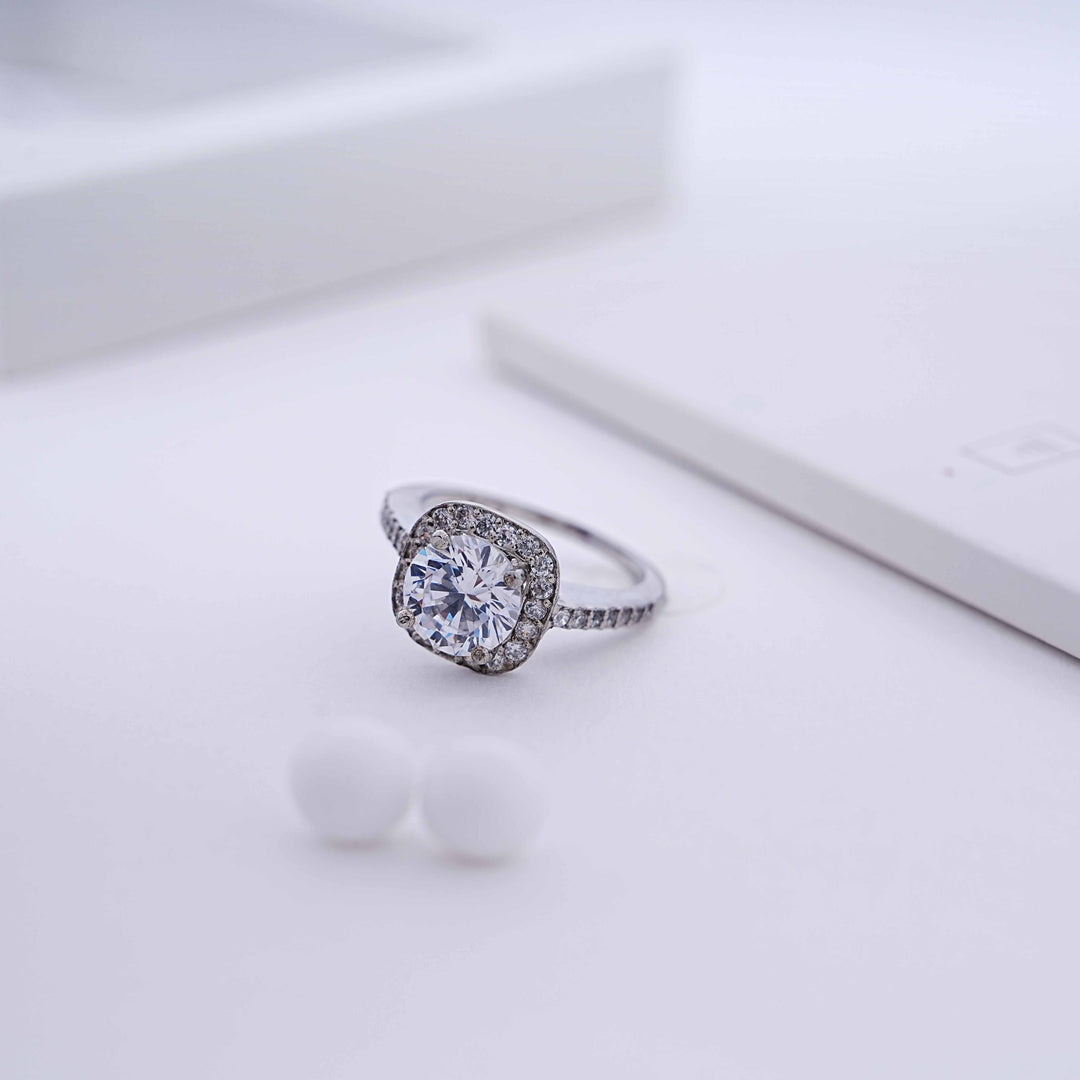 925 Silver Ring with Swarovski Stone