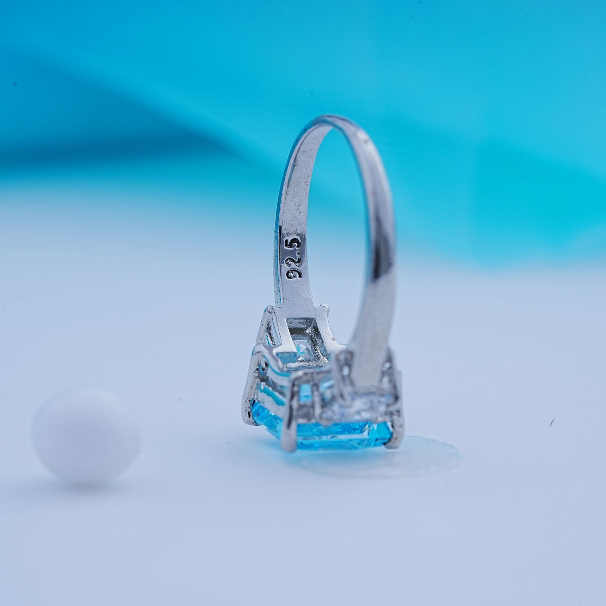 925 silver ring with swarovski stone