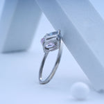 Load image into Gallery viewer, 925 Silver Ring with Swarovski Stone
