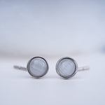 Load image into Gallery viewer, 925 Silver Stud Earrings
