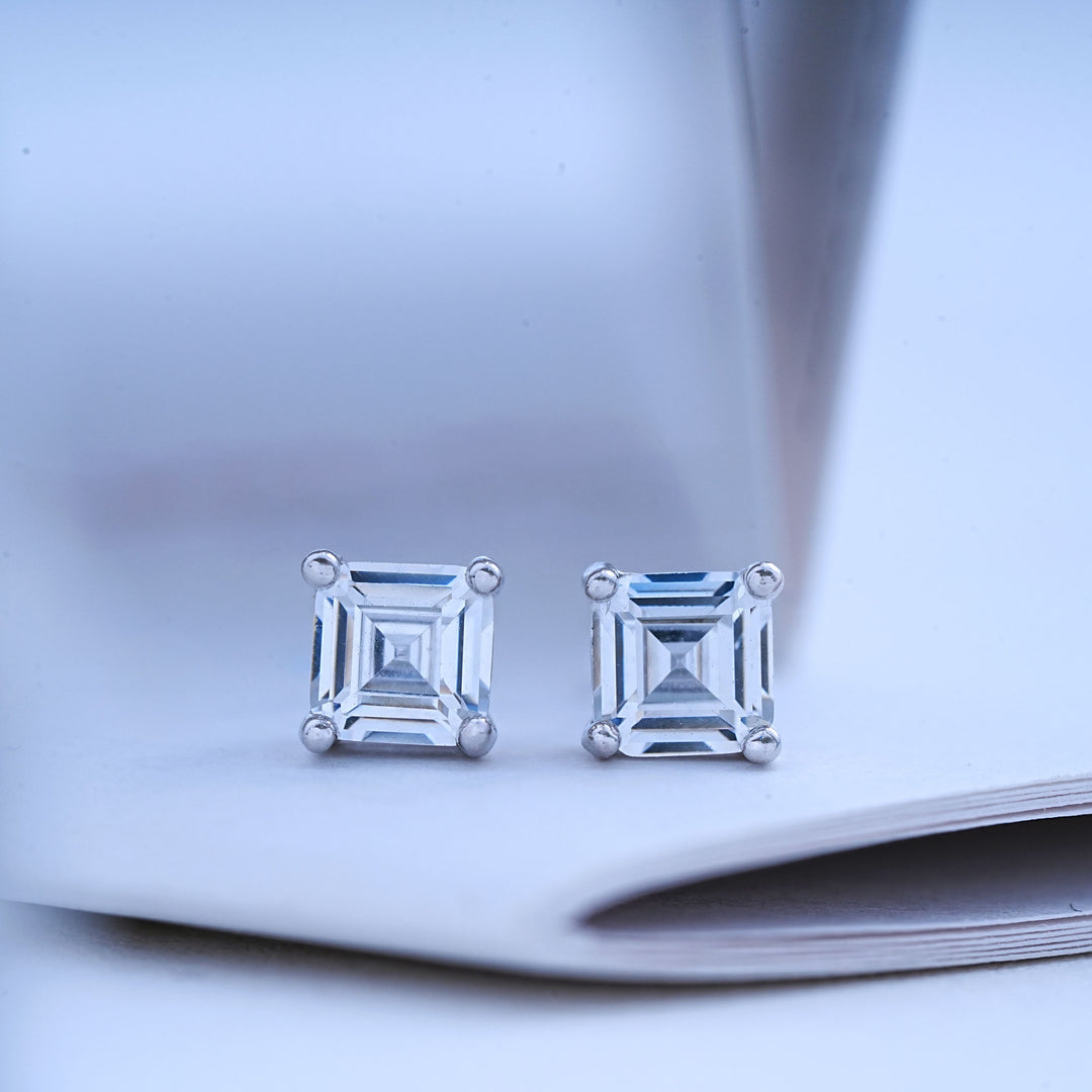 925 Silver Pendant with matching pair of stud